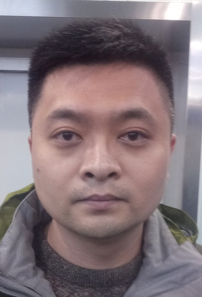 张勃头像