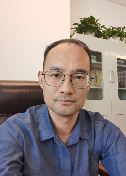 刘瑶头像