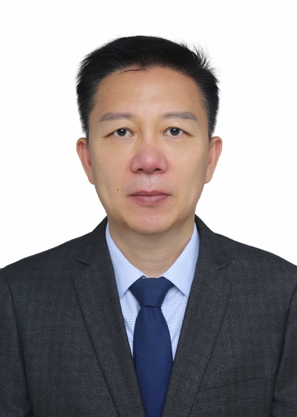 何亚东头像